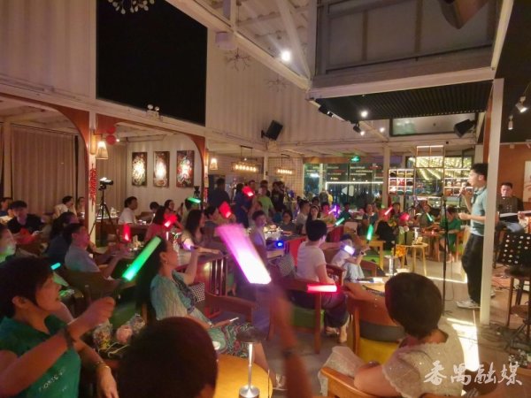 欧洲杯体育用一首首经典老歌串联起与听众之间深厚的情愫纽带-开云(中国)Kaiyun·官方网站